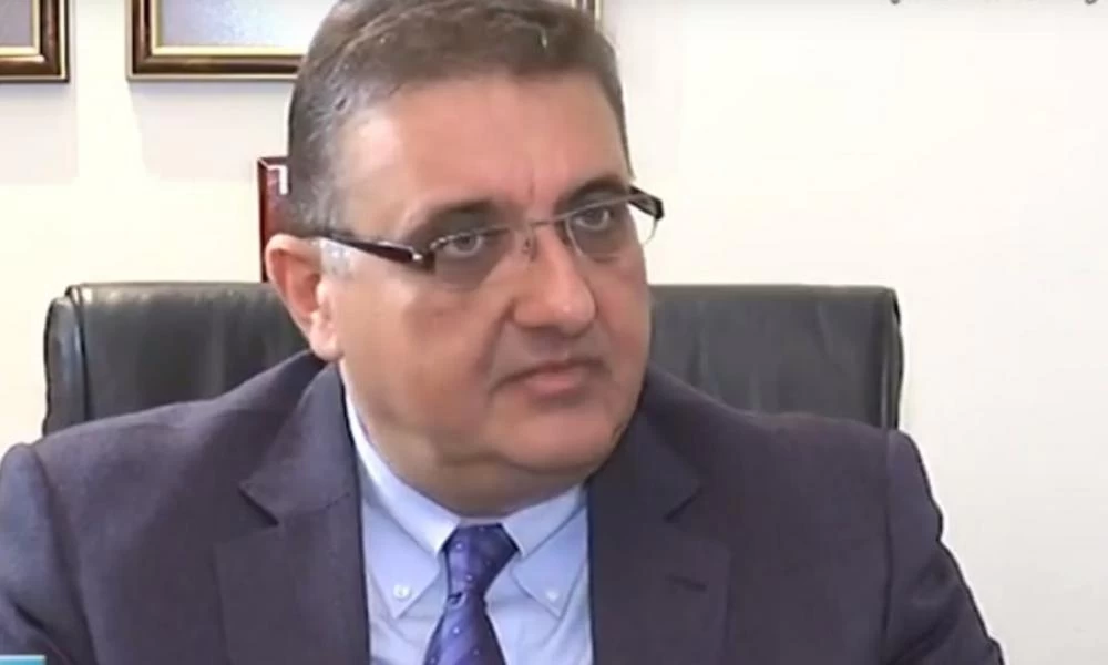 Κορονοϊός - Εξαδάκτυλος: Μπορεί να μην τα καταφέρουμε το καλοκαίρι